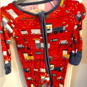 Little sleepies train zippy